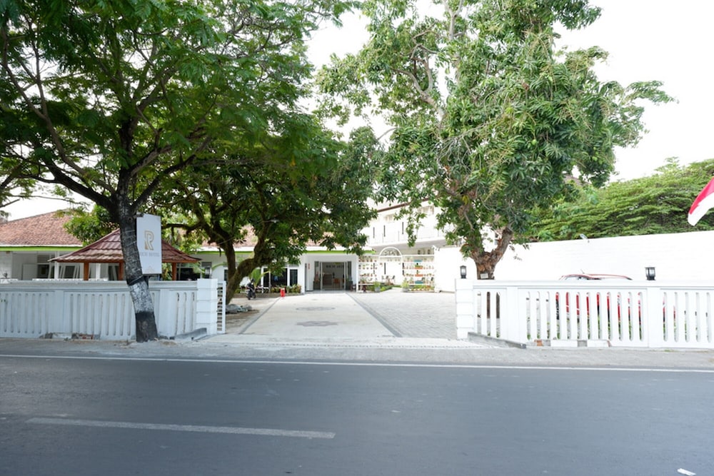 reddoorz near mataram university