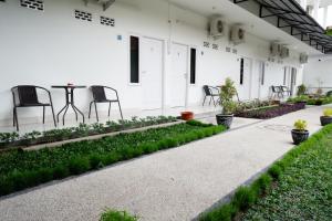 reddoorz near mataram university