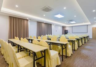 city comfort inn luhe baohua road