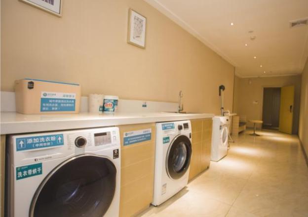 city comfort inn zhanjiang south railway station