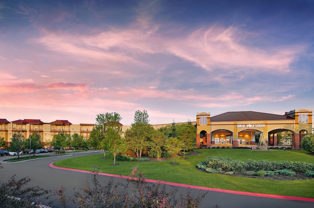 great wolf lodge illinois