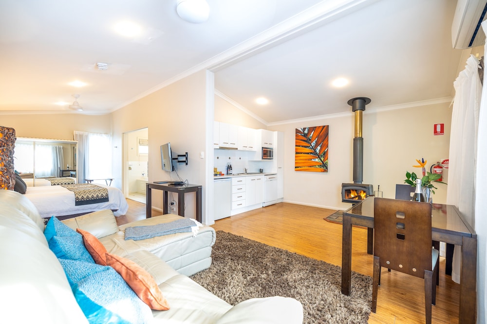 camelot boutique accommodations