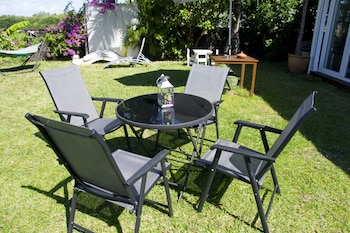 boutique vllla on the rocks