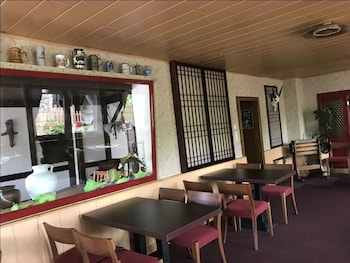 hotel restaurant gemunden