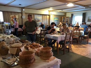 hotel restaurant gemunden