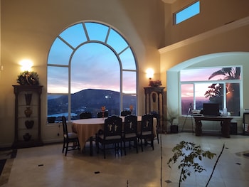 Sunshine Mountain Bed And Breakfast,,4 star