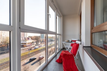 Apartment Metropolia Typu Deluxe Airport,291 Aleja Krakowska,0 star