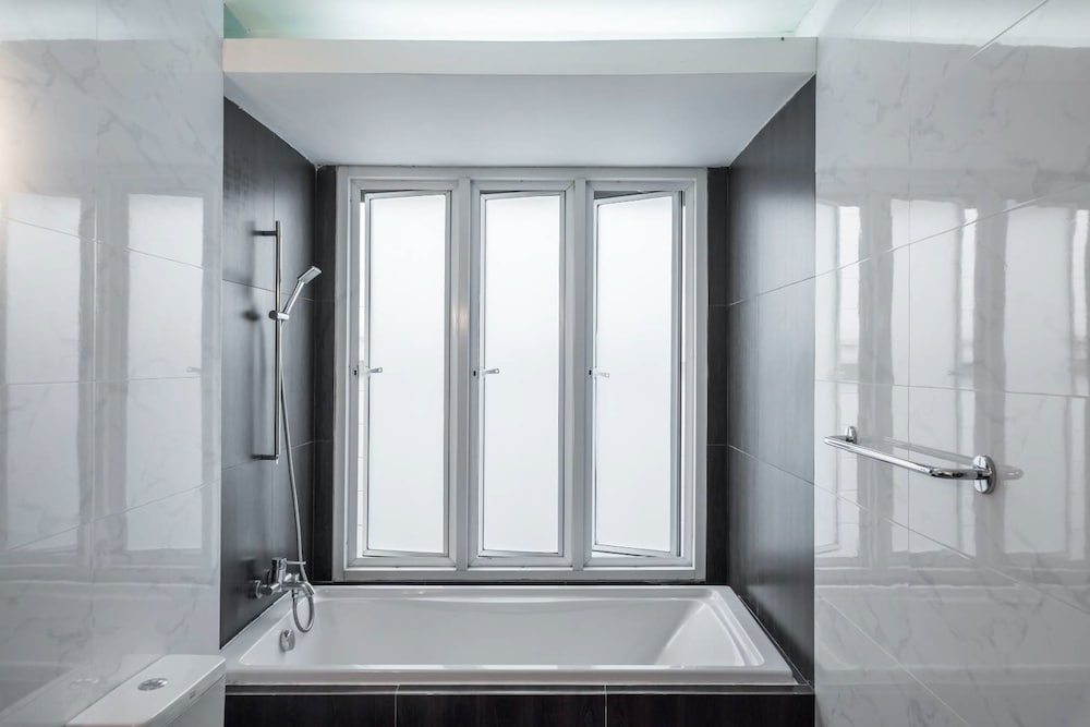 anb poolvilla grand modern 3br jomtien