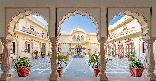 dhula garh a heritage hotel