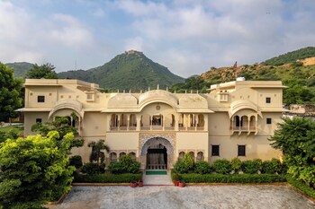 dhula garh a heritage hotel