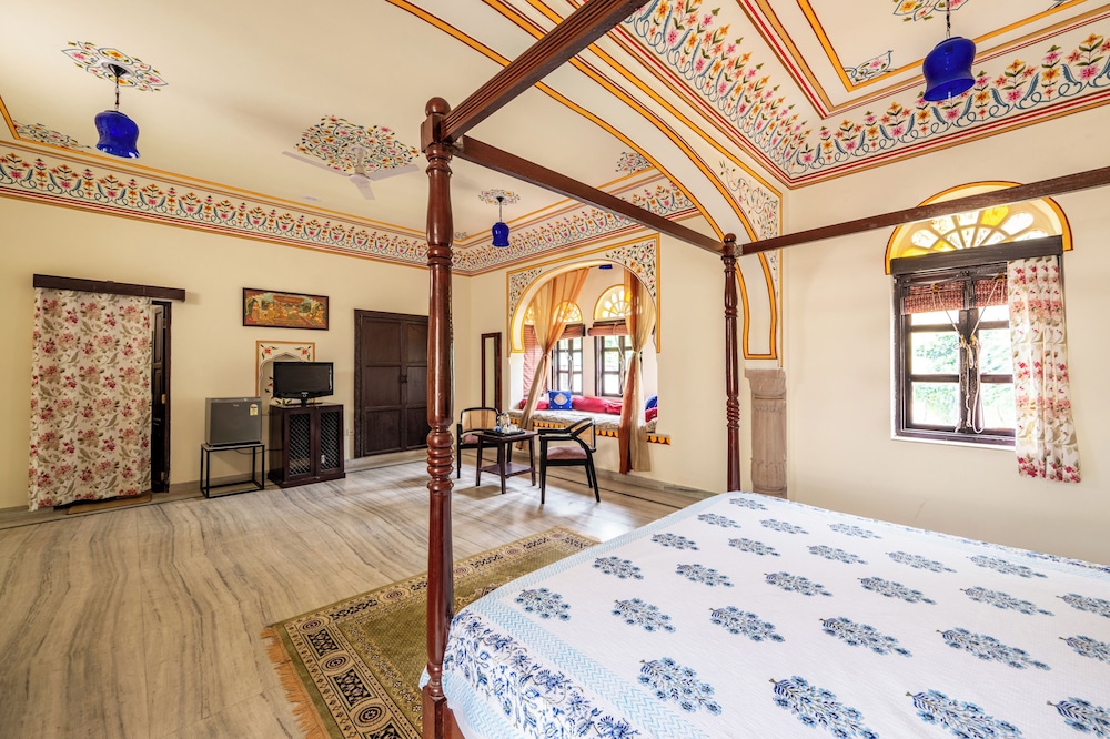 dhula garh a heritage hotel