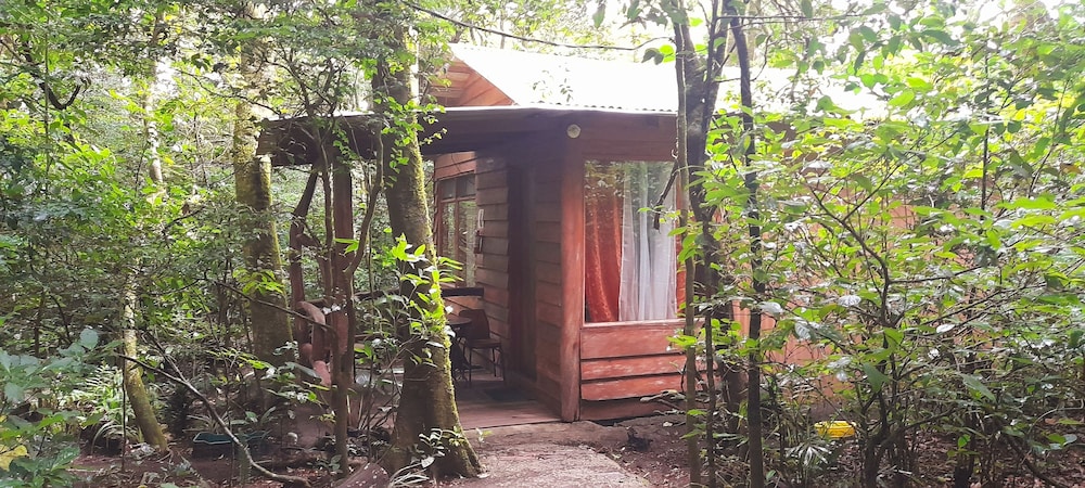 cabanas la montana mountain lodge