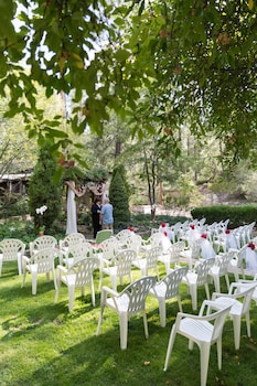 crown king cabins suites and bunkhouse