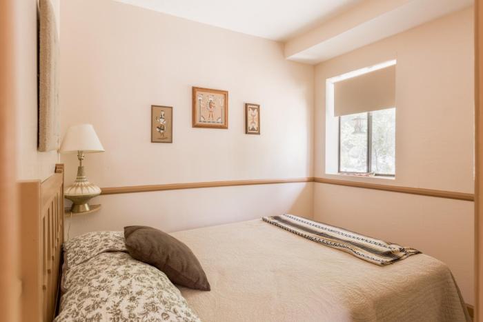 crown king cabins suites and bunkhouse