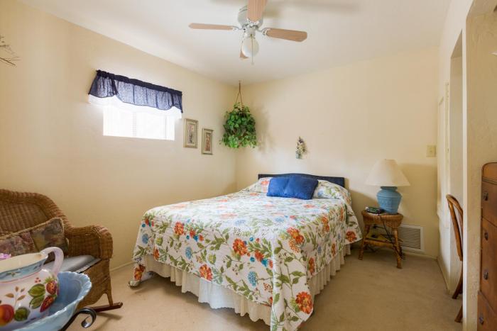 crown king cabins suites and bunkhouse