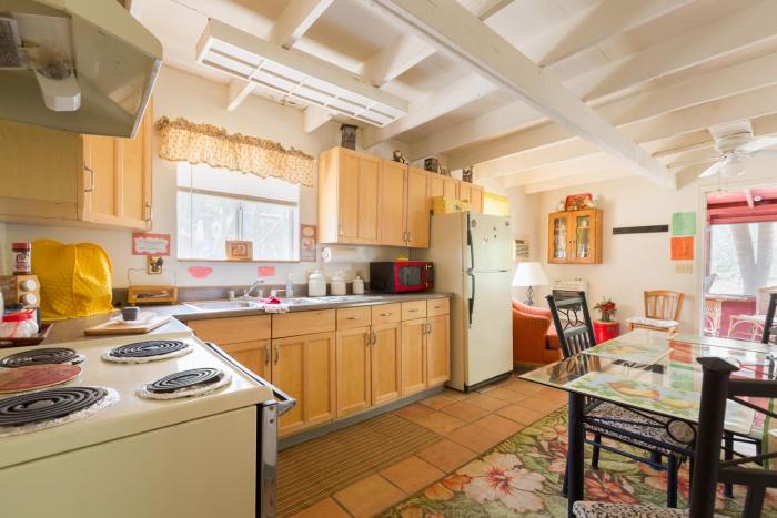 crown king cabins suites and bunkhouse