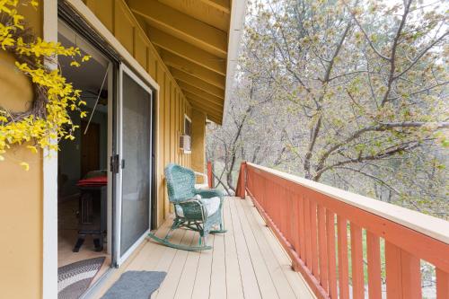 crown king cabins suites and bunkhouse