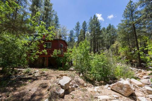 crown king cabins suites and bunkhouse