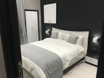 parthenope rooms