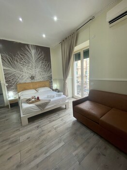 parthenope rooms