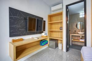 jnj guest house