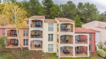 Le Club Mougins,Cannes>>Alpes-Maritimes,4 star
