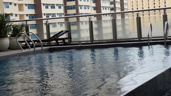manila