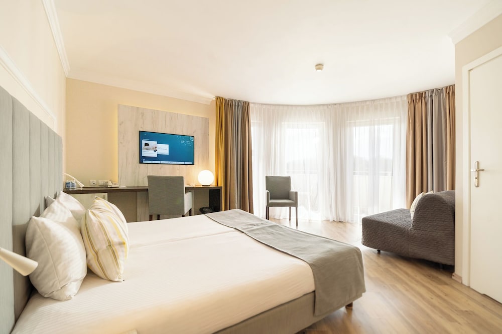 hotel and spa trzy wyspy