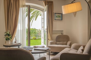 hotel alain llorca