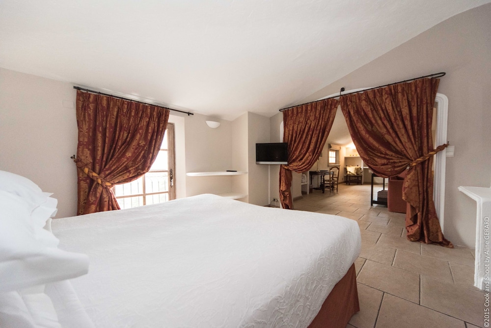 hotel alain llorca