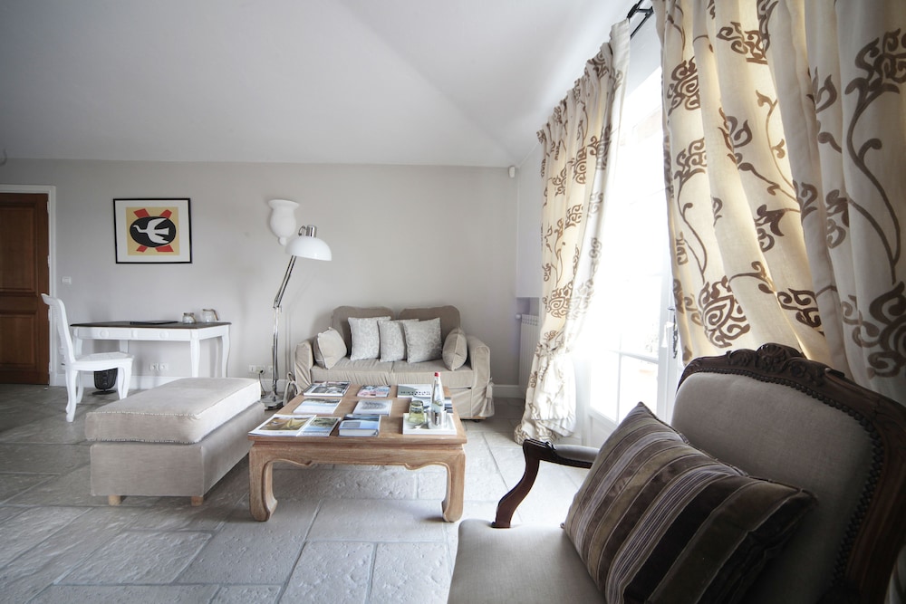 hotel alain llorca