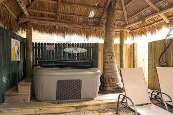 southern palms by brightwild