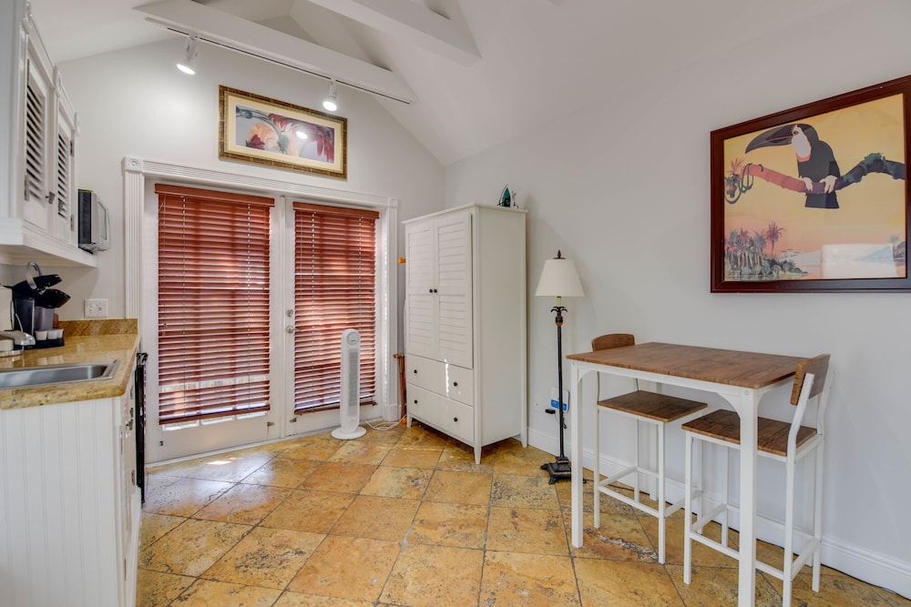 southern palms by brightwild