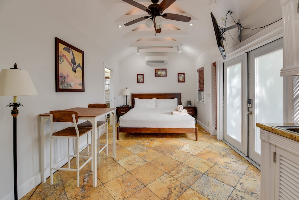 southern palms by brightwild