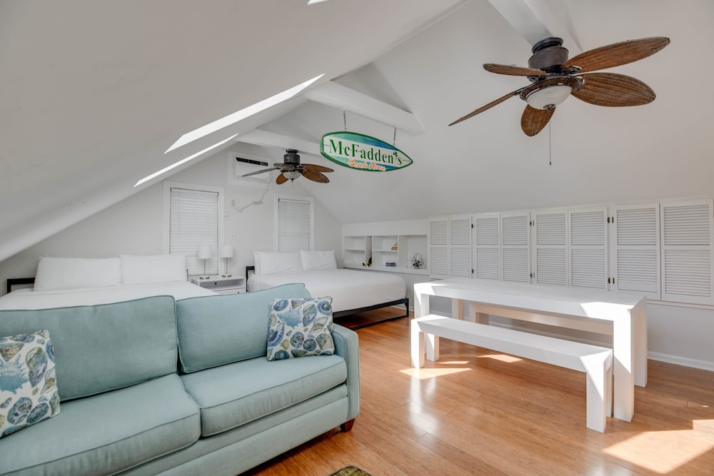 southern palms by brightwild