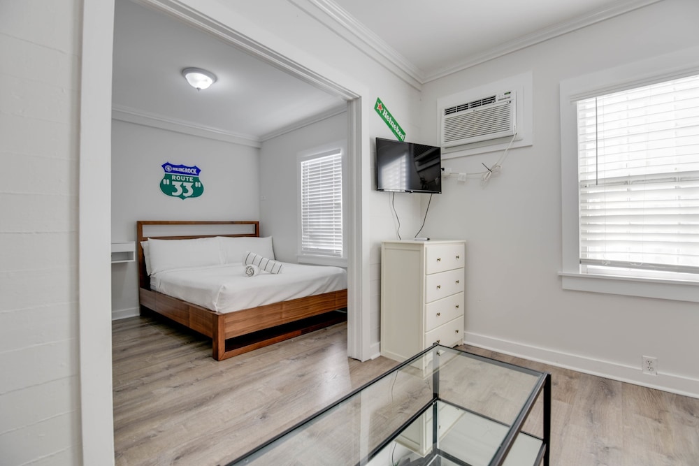 southern palms by brightwild