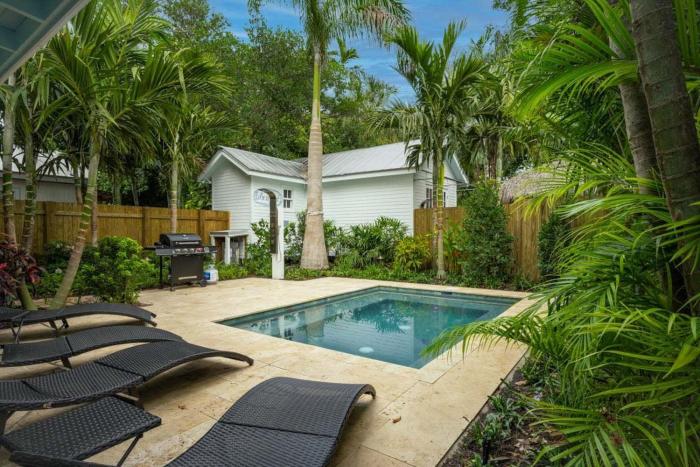 southern palms by brightwild