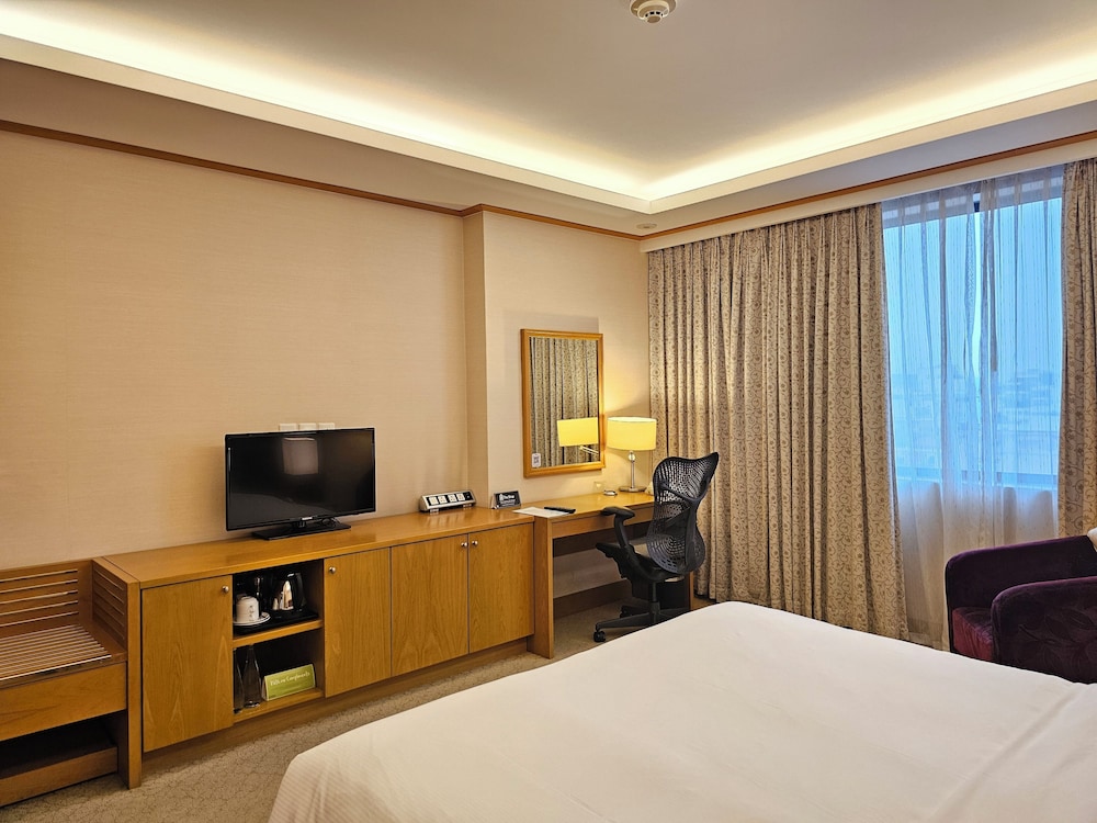 hilton garden inn hanoi