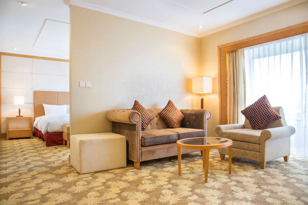 hilton garden inn hanoi