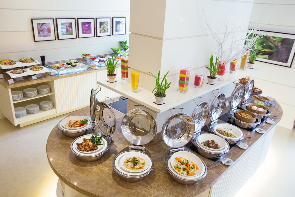 hilton garden inn hanoi