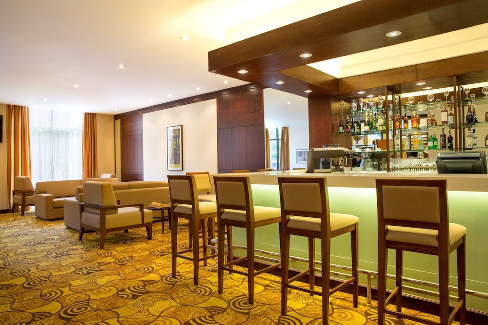 hilton garden inn hanoi