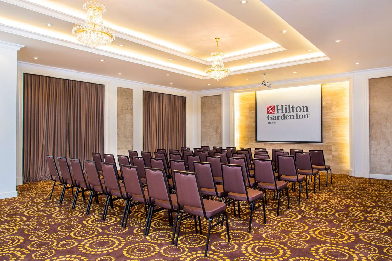 hilton garden inn hanoi
