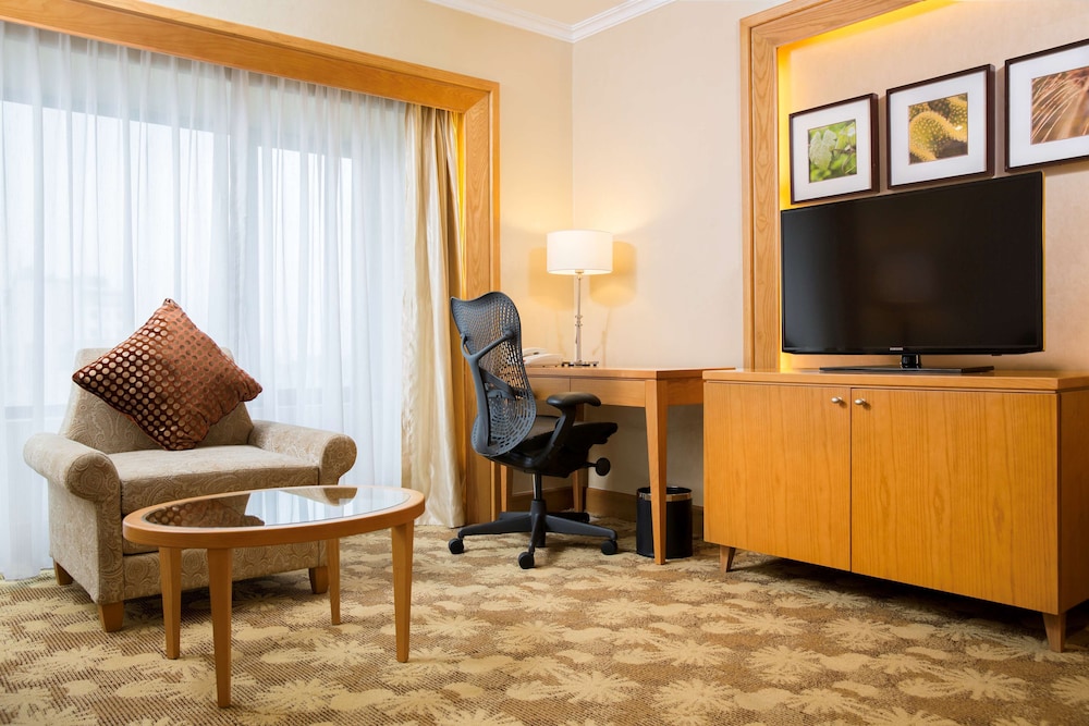 hilton garden inn hanoi