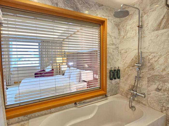 hilton garden inn hanoi