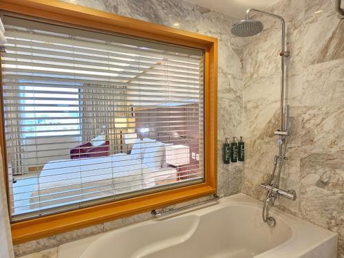 hilton garden inn hanoi