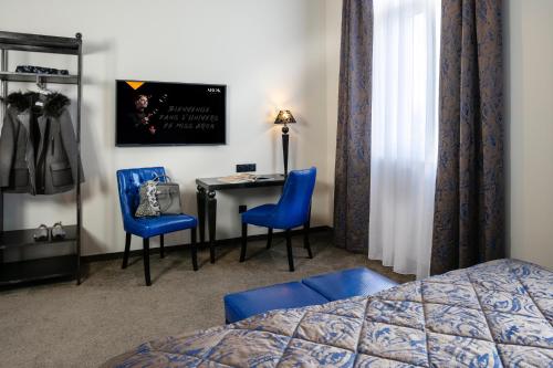 hotel arok