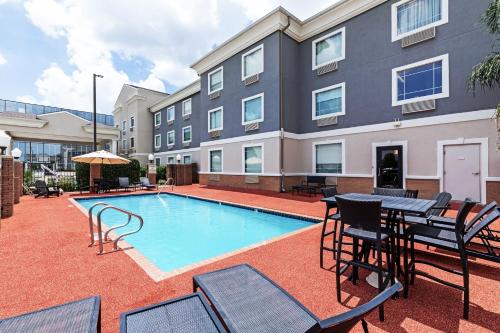 holiday inn express harvey marrero by ihg