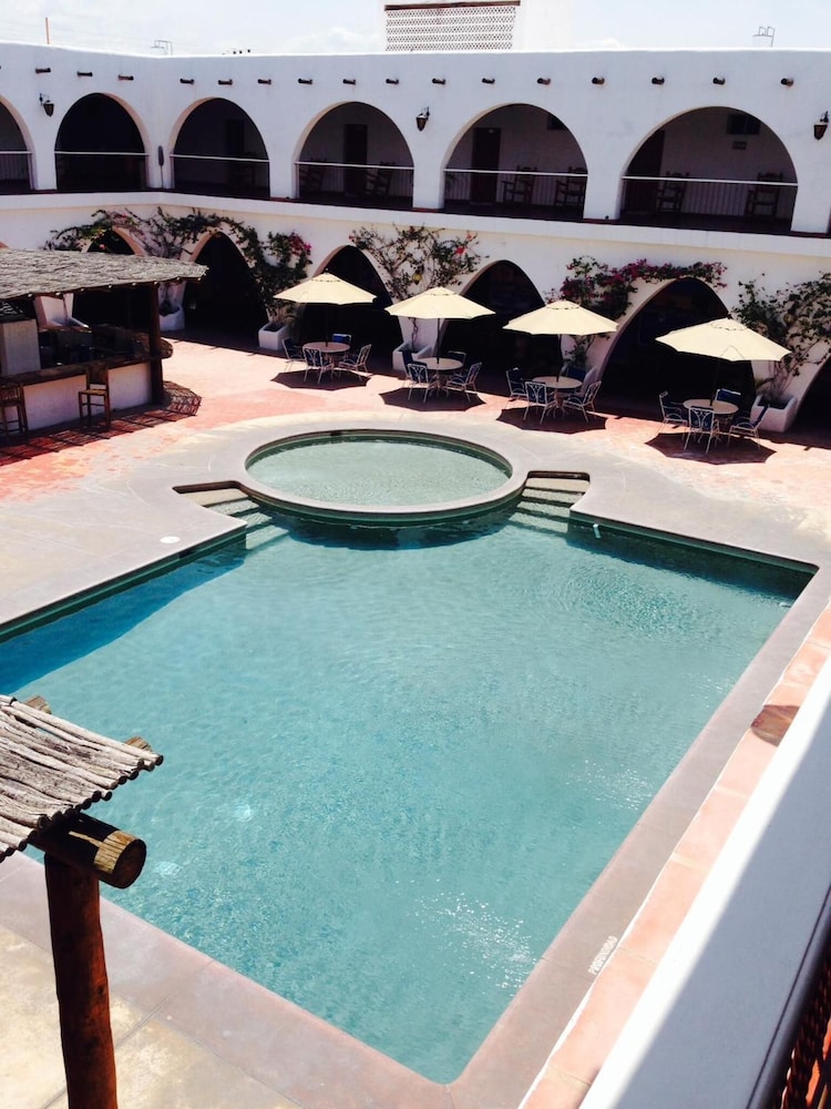 hacienda bugambilias