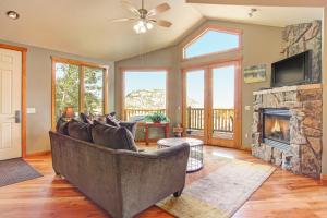 Mount Cairns 16A 2 Bedroom Condo By Redawning,,4 star