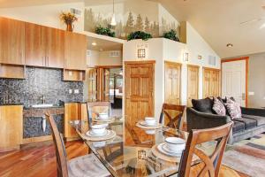 mount cairns 16a 2 bedroom condo by redawning